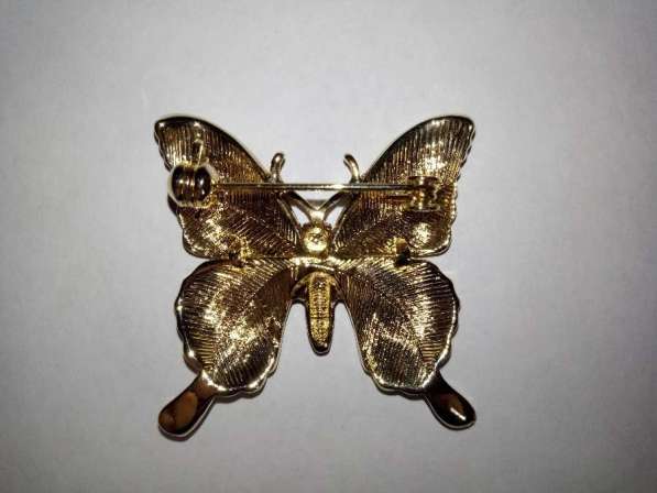 Брошь бабочка в Санкт-Петербурге