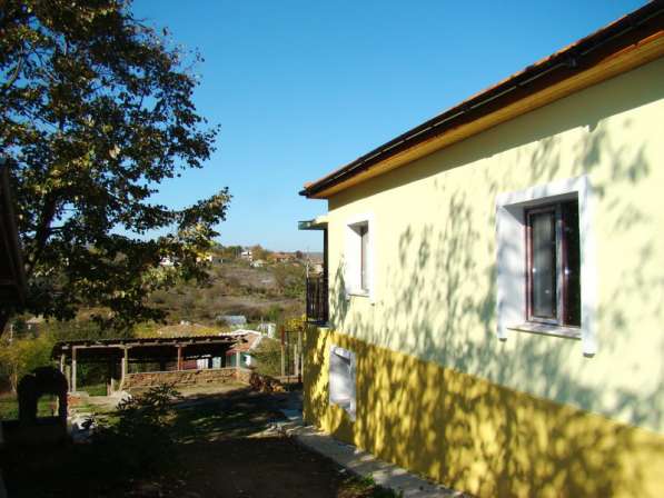Продам дом с участком в Болгарии не далеко от моря в Москве фото 3