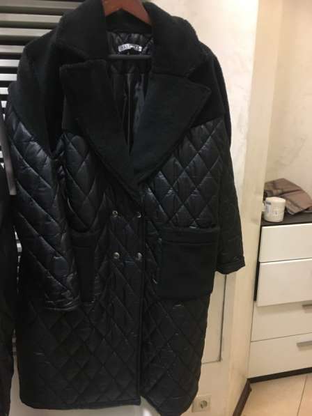 Продаю пальто,52 размер в Москве