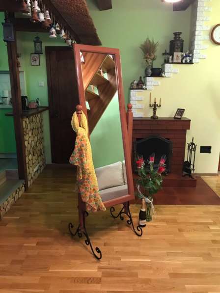 ПРОДАМ ДЕРЕВЯННОЕ НАПОЛЬНОЕ ЗЕРКАЛО!!! в Калининграде фото 3