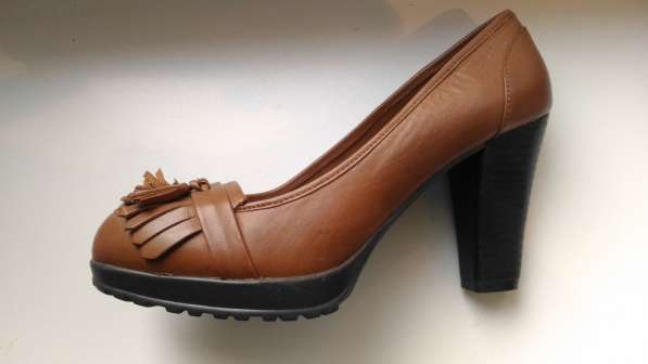 Новые туфли Clarks 38р UK5, по стельке 24,5 см