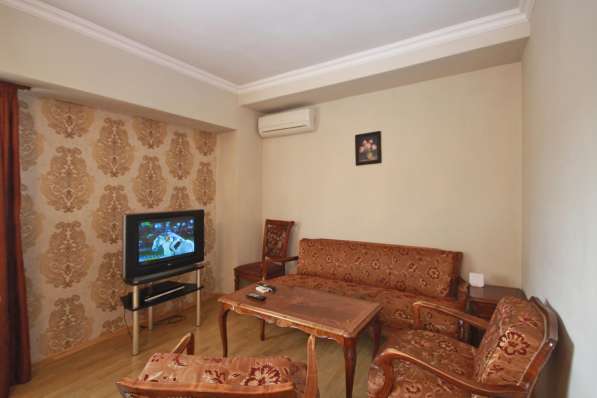 3 комнатная, квартира посуточно от хозяина, центр, Ереван