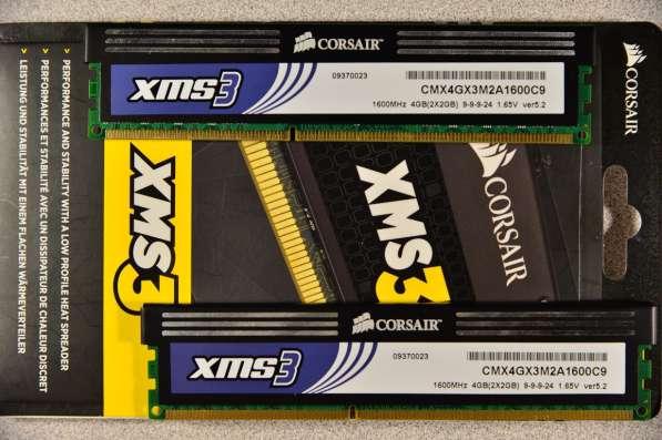 Corsair XMS3 CMX4GX3M2A1600C9 4 Гб