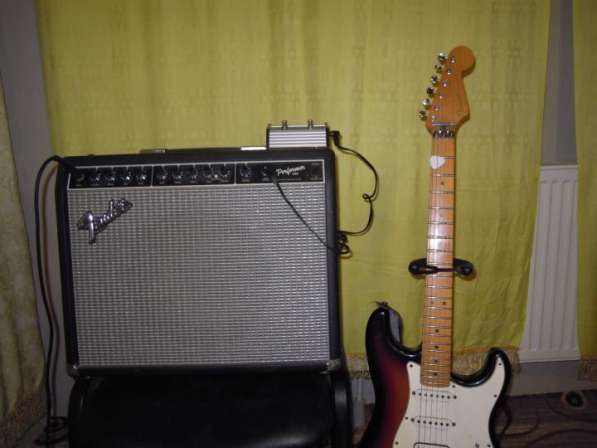 Продаю усилитель для гитары Fender Performer 65 Вт (США) в Лобне