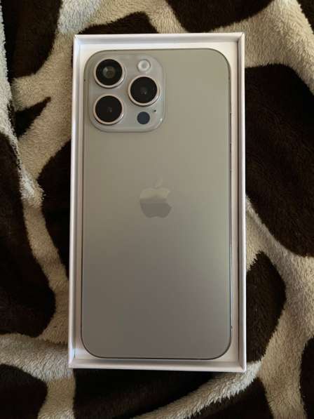 Срочно продам iPhone 15 pro в 