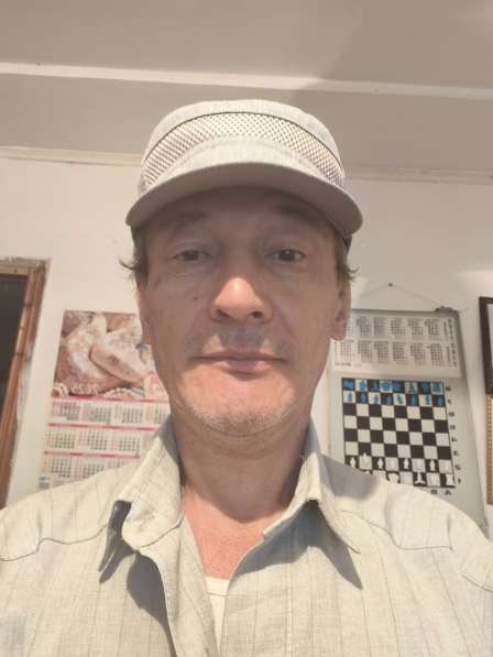 Аскар, 55 лет, хочет пообщаться