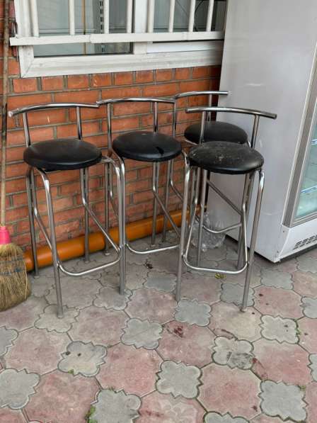 Продаю мебель для кафе
