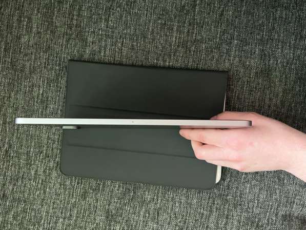 Продам iPad Pro 11 m2 128gb в Москве фото 5