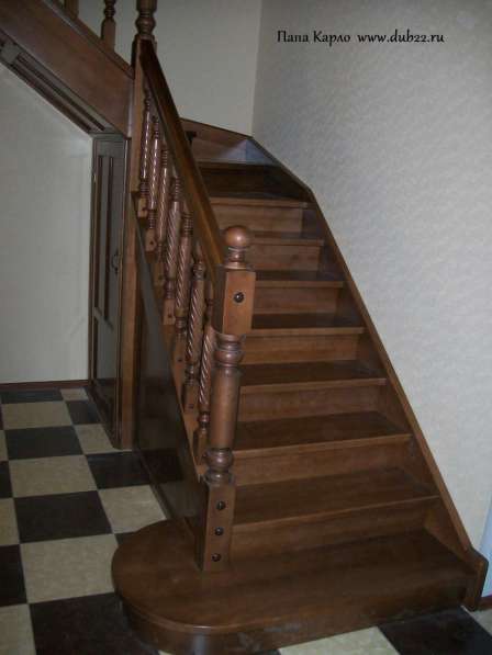 Деревянные лестницы в коттедж в Барнауле фото 4