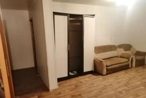 Продаётся трёхкомнатная квартира в Новотроицке фото 8