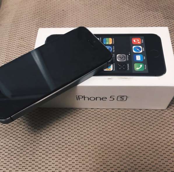 Телефон iPhone 5s 32 gb