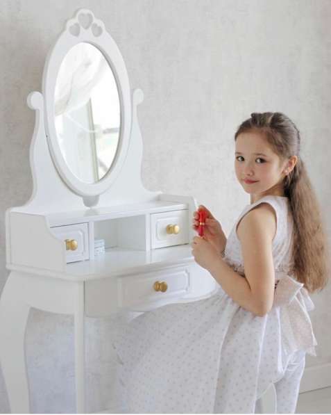 Детский столик для косметики для девочки «Белоснежка 1 и 2» в Москве фото 6