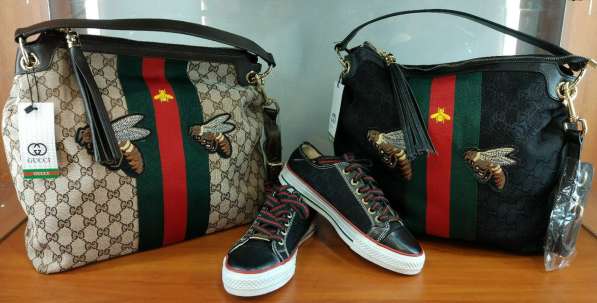 Обувь и сумочки копии знаменитых брендов в фото 3