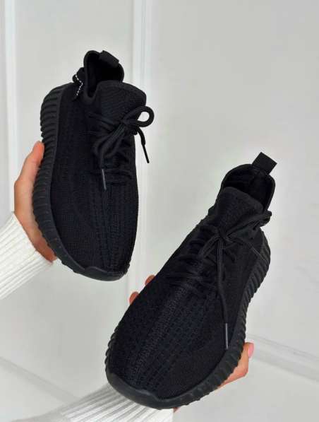 Кроссовки Yeezy в Москве фото 7