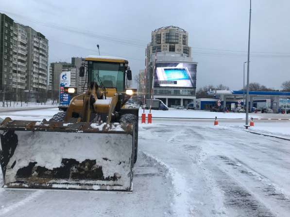 Уборка и вывоз снега. Аренда спецтехники в Екатеринбурге фото 7