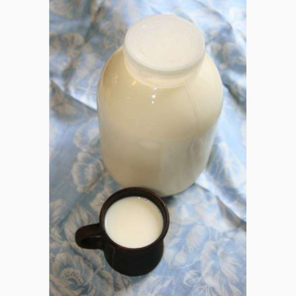 Молоко домашнее коровье