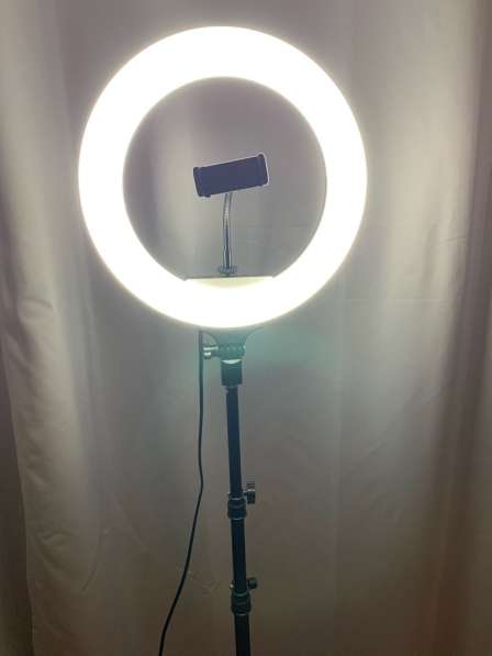 Кольцевая светодиодная лампа 33 см