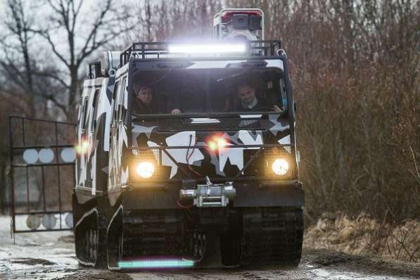 Дизельный вездеход амфибия Hagglunds BV-206 Лось