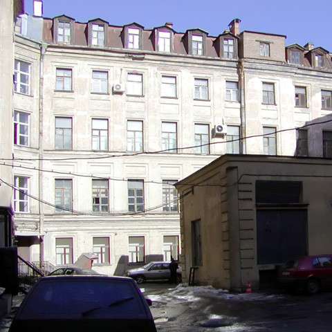 Комплекс из трех зданий в центре Санкт-Петербурга в Санкт-Петербурге