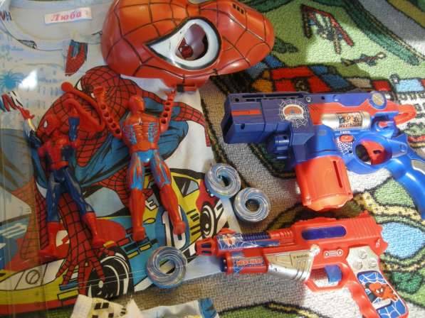 2 человека паука и 2 пистолета + маска SpiderMan в Ростове-на-Дону фото 3