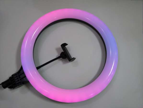 Кольцевая LED лампа RGB MJ38 38см 220V 1 крепл. тел USB в фото 11