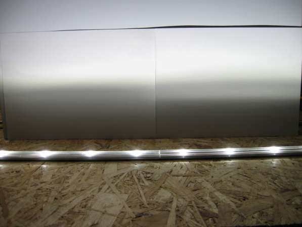 Линейный светодиодный светильник для подсветки витрин в фото 6