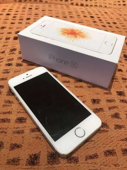 IPhone SE 64Gb