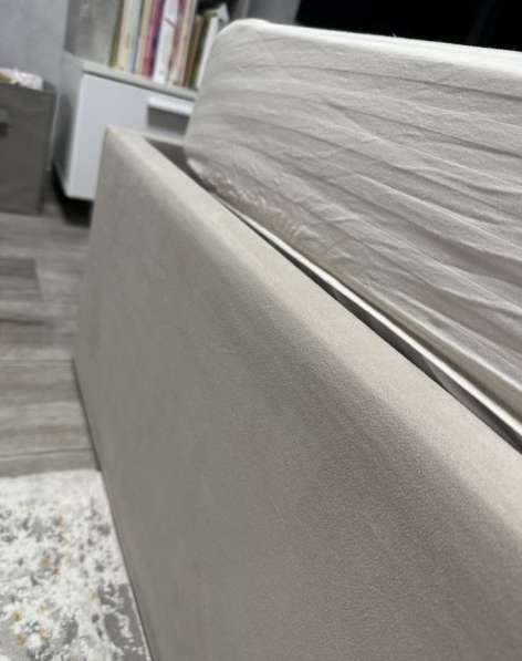 Продаю кровать с матрасом аскона в Москве