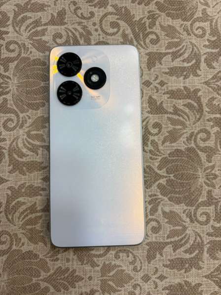 Продам телефон