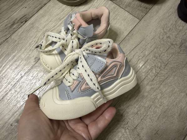 Детские кроссовки, ботинки, сланцы в Абакане фото 11