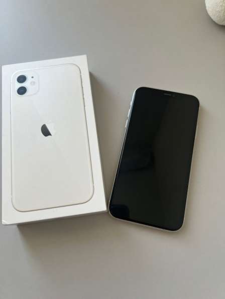 IPhone 11 64GB в Санкт-Петербурге