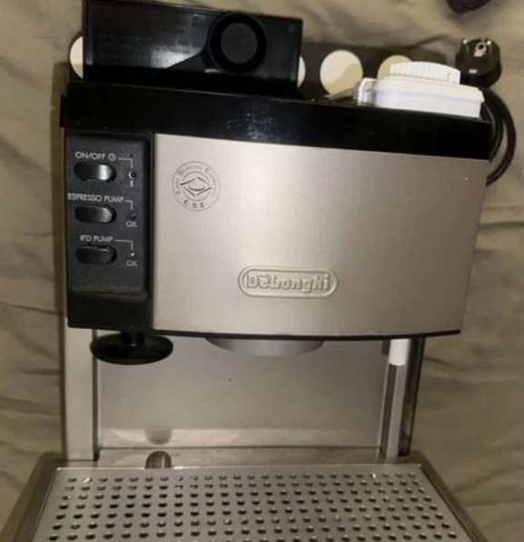 Кофе машинка DeLonghi в Москве фото 3
