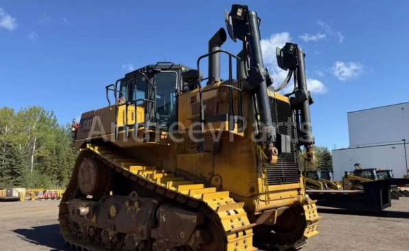Бульдозер Caterpillar D10T2 в Санкт-Петербурге фото 9