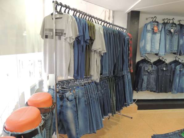 Продам прибыльный джинсовый магазин в Сочи фото 5