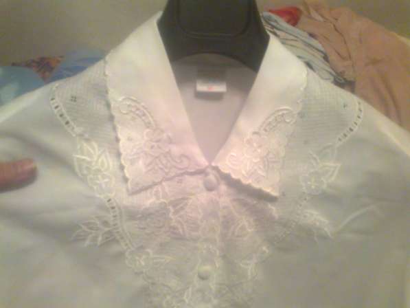 Блузка с вышивкой в Санкт-Петербурге фото 3