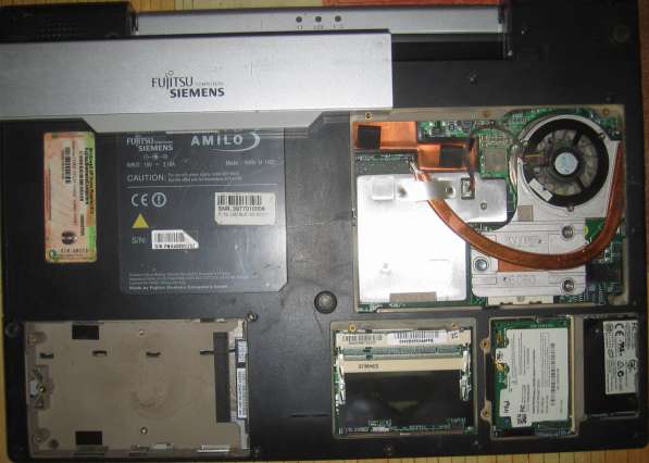 Ноутбук Fujitsu-Siemens amilo M-1420 в Волгограде