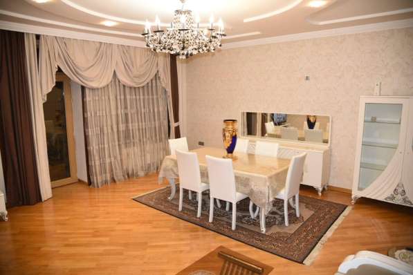 Сдаётся 3 комнатная квартира в центре города Баку в фото 20