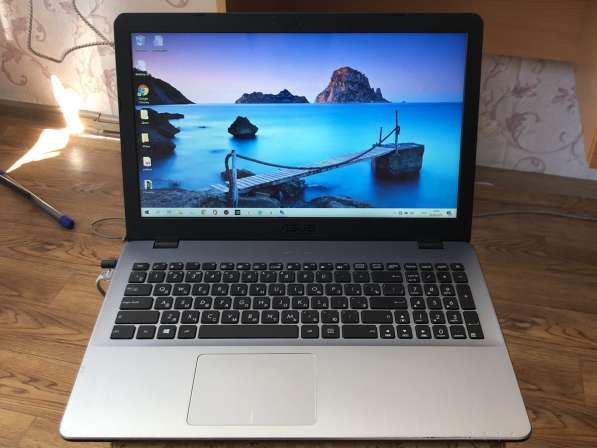 Продаю Ноутбук Asus VivoBook Laptop X542UF