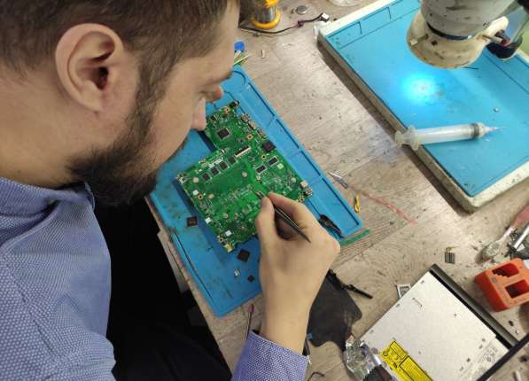 Компьютерный мастер, ремонт ноутбуков Выезд на дом в Сочи
