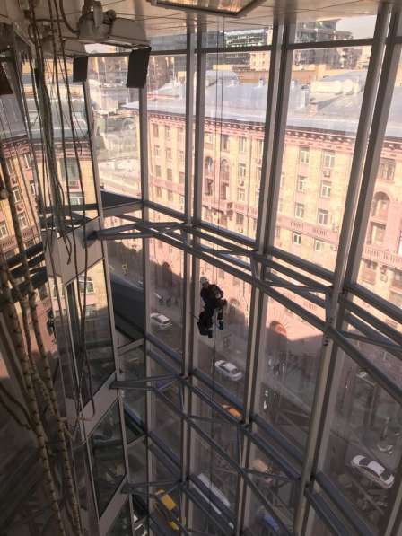 Мойка балконов и окон в Москве фото 4