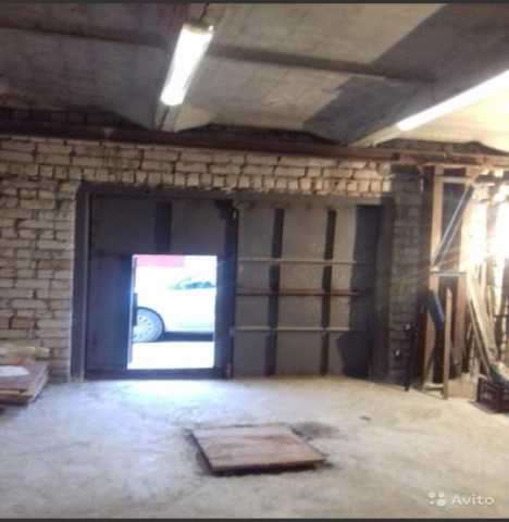 Продам кирпичный гараж в кооперативе в Балаково