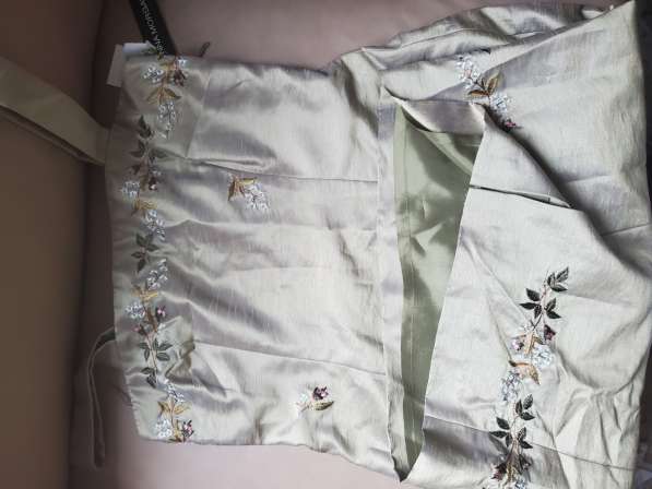 Женские бредовые вещи в Москве фото 17