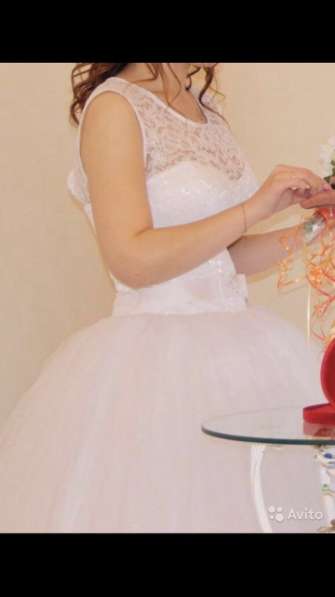 Свадебное платье размер 42-44 в Рубцовске фото 4