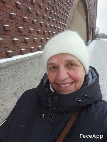 Нина, 68 лет, хочет пообщаться в Санкт-Петербурге