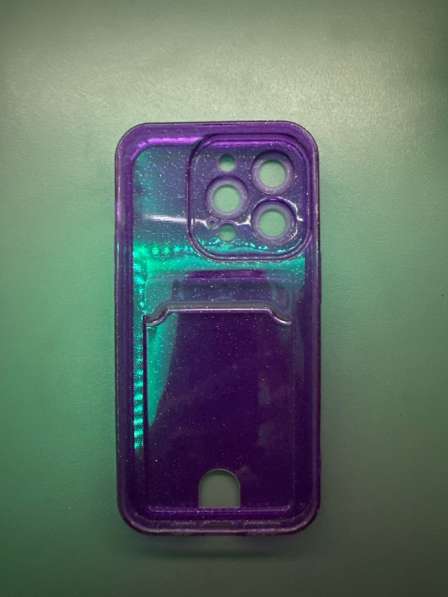 Чехол на iPhone 14 Pro в Москве