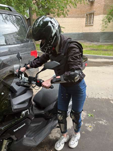 Продаю скутер в Москве фото 4