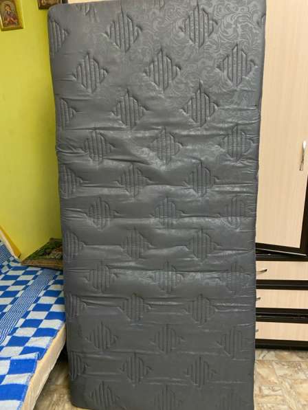 Ортопедический матрас б/у 90x190 в Челябинске фото 3