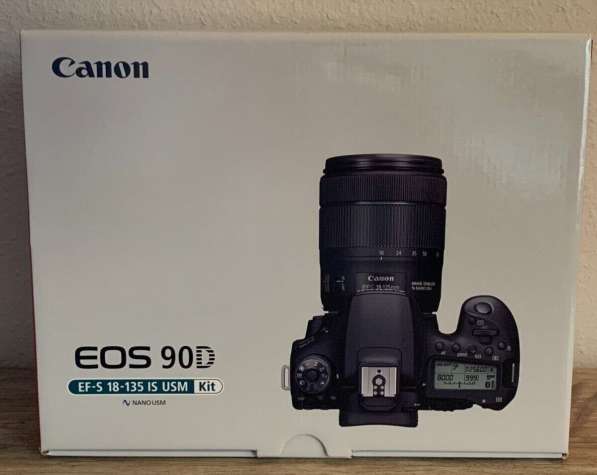 Canon EOS 90D 32.5MP Digital SLR Camera KIT w Accessories