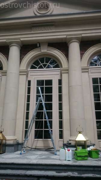 Мойка окон, витрин, остекления в Москве фото 12