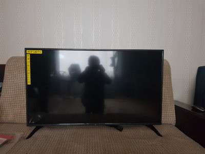 Full HD Телевизор BQ 4201B 41.5